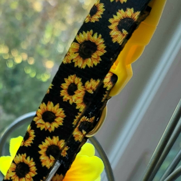 NWT Top Paw Nylon 'Sunflower' Collar for Dogs Size Medium - Picture 4 of 7